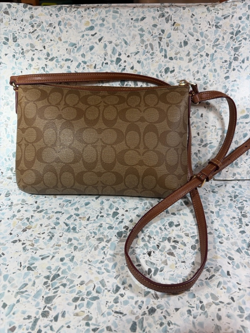 Coach East West Pop-Up Pouch Crossbody Signature Brown Tan F58316 - Picture 5 of 6